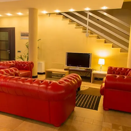 Della Posta Hotel 4*