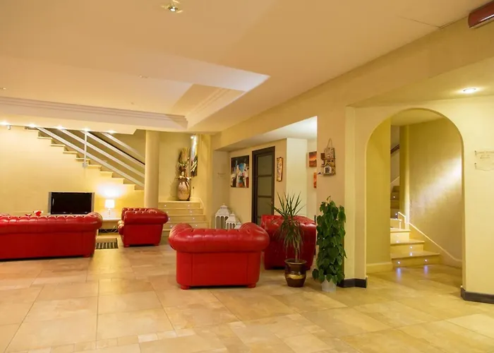 Della Posta Hotel 4*